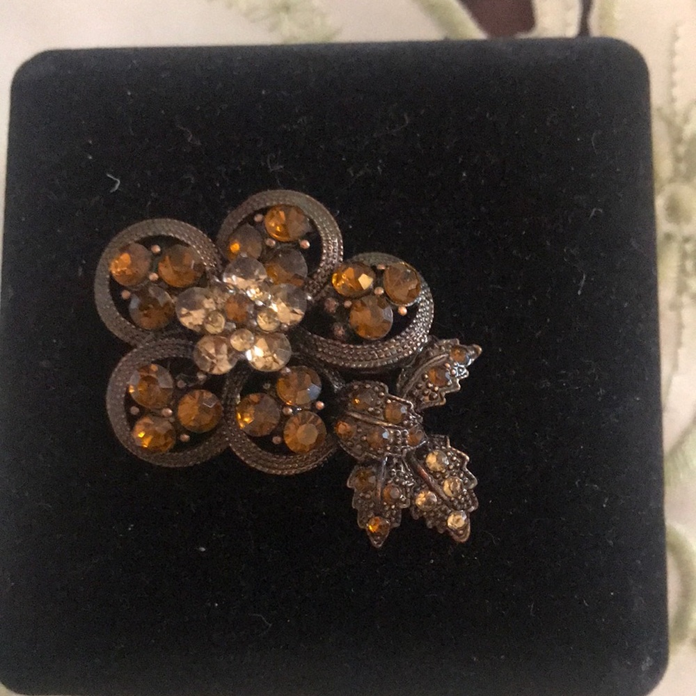 Brooch